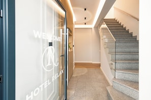 Reception - Hotel Relax City Center (Tirana)