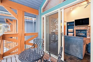 Outdoor dining - Ski In/Out at Snowflake Lift; Walk to Town/Hikes (Breckenridge)