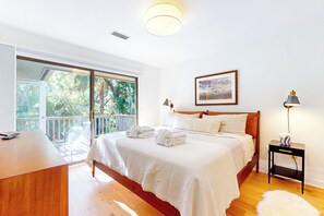 3 soverom, strykejern/-brett, wi-fi (inkludert) og sengetøy