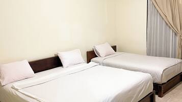 5 slaapkamers, een kluis op de kamer, een bureau, gratis wifi