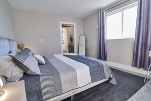1 Schlafzimmer, Schreibtisch, Bügeleisen/Bügelbrett, WLAN