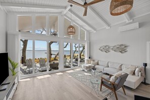 書斎 / ワークスペース、PC モニター