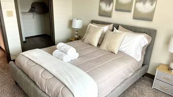 1 habitación, tabla de planchar con plancha y wifi