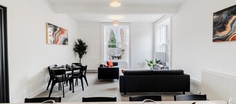 Spacious city center apartment