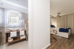 Soundproofing, free WiFi - Blue Old Navy Rooms (Zadar)