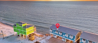 Gulf Front Home | Dog Friendly | Beach Access | Sleeps 6