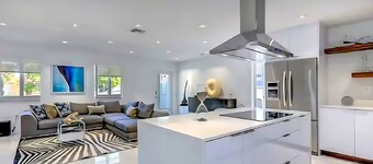 Grand Retreat: Jacuzzi, Pool, Games, BB Court, Jacuzzi,