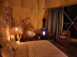 1 habitación y ropa de cama 