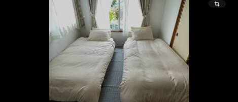 FamiljelÀgenhet - 2 sovrum - icke-rökare | 2 sovrum, skrivbord, arbetsyta för laptop och gratis wi-fi