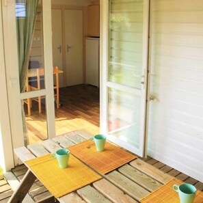 Outdoor dining - Camping 3 étoiles - Piscine  - ccafbbf (Huelgoat)