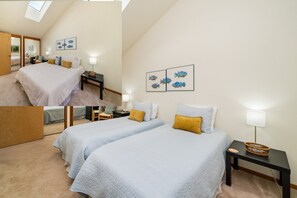 2 bedrooms, desk, iron/ironing board, travel crib
