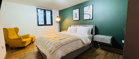 1 bedroom, travel cot, free WiFi, bed sheets