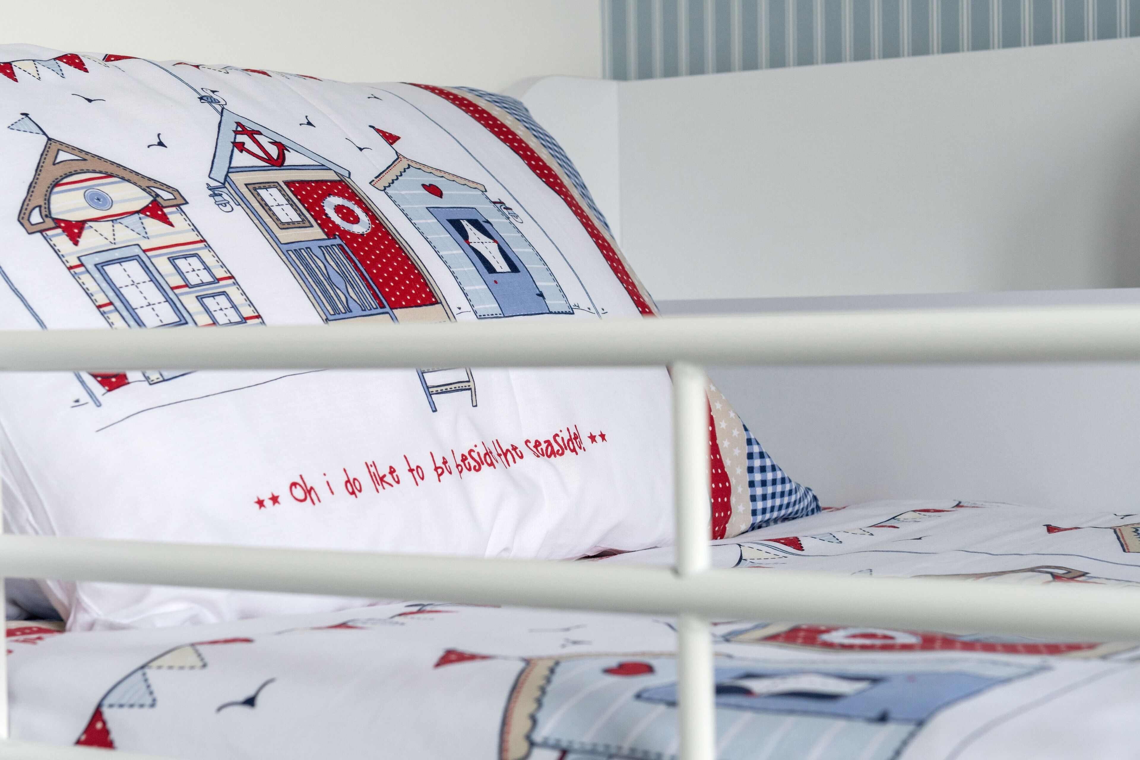 8 camere, ferro/asse da stiro, Wi-Fi gratuito, lenzuola