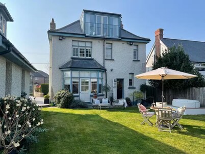 Period property a short walk from the beach.