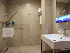 Bathrobes, slippers - The Central Point Hotel Baku (Baku)