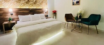Hotel Exclusive Karachi