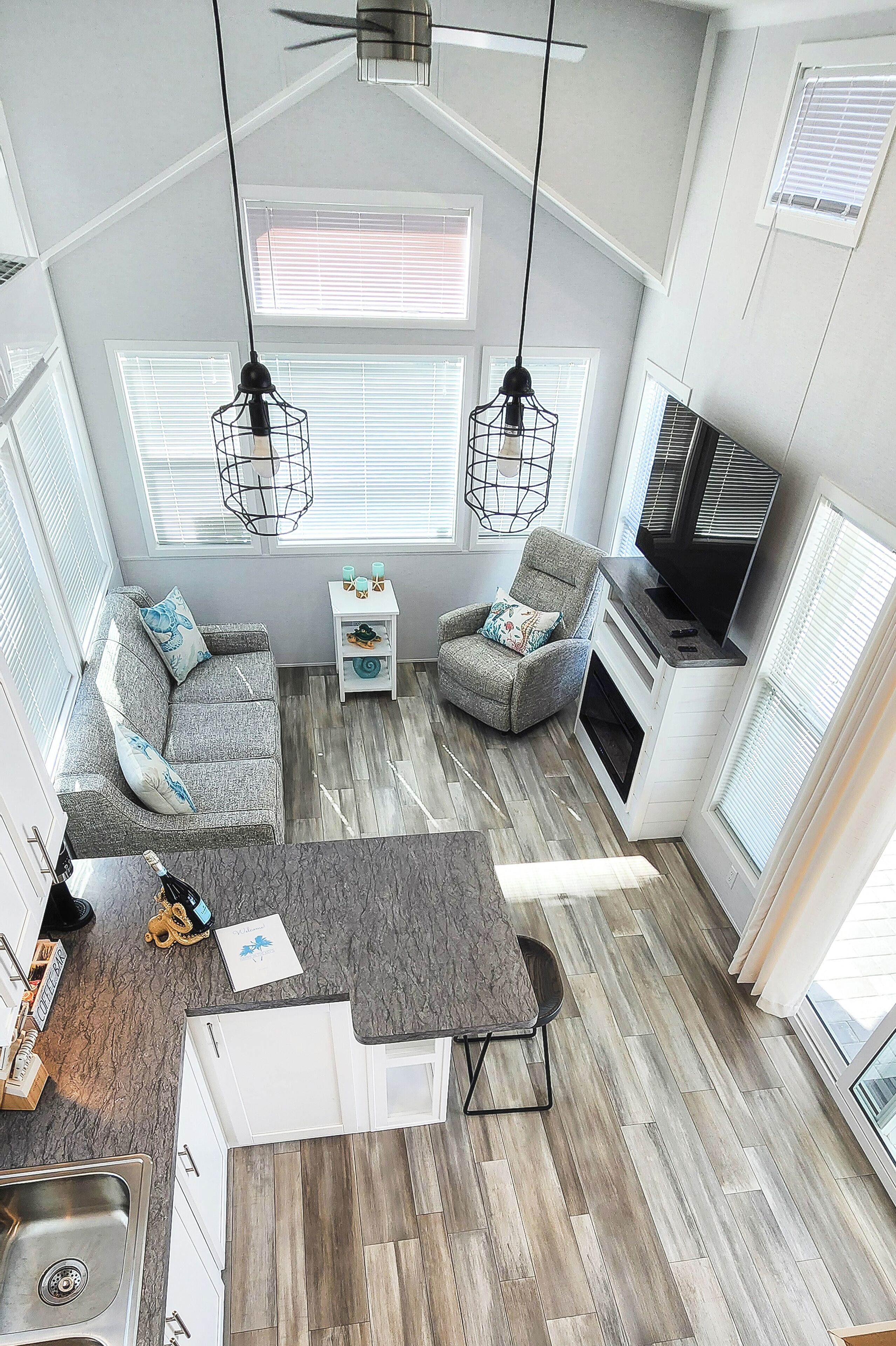 Smart-tv och eldstad