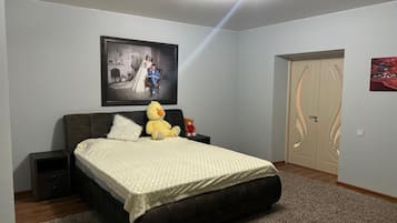 1 bedroom, iron/ironing board, WiFi, bed sheets