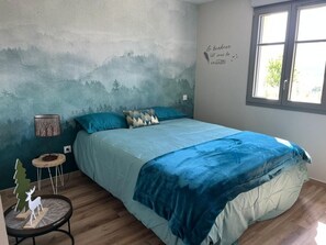 2 bedrooms, WiFi, bed sheets