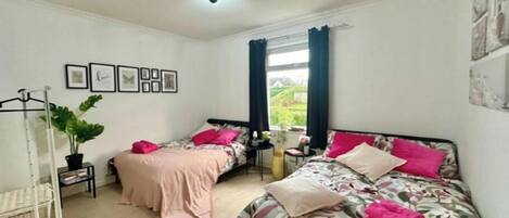 2 bedrooms, iron/ironing board, WiFi, bed sheets