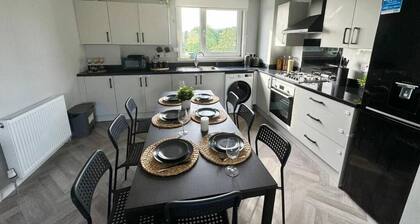 ClydeBank Brand new 3BDR Home, Glasgow