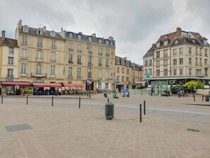 Miscellaneous - Large studio - city center - 300 m RER A (Saint-Germain-en-Laye)