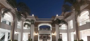 Exterior - Cozy 2BR Special Garden -Sokón R.-

 ( Cairo Governorate)