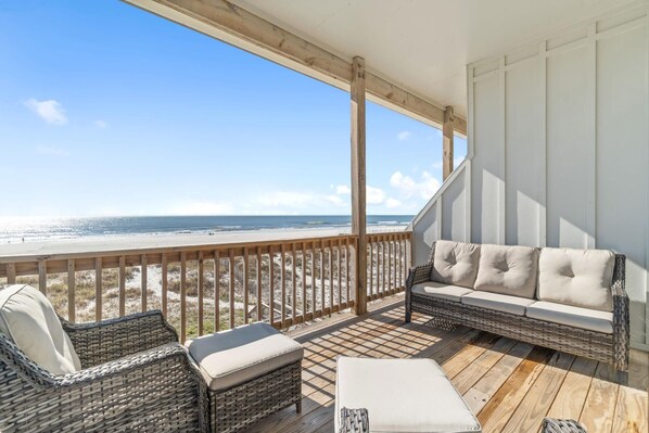 House, Multiple Beds (HypNautic East) | Property grounds - Hypnautic East (Gulf Shores)