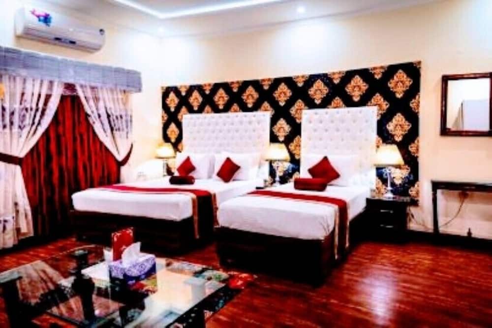 Royal Galaxy Guest House