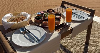 Luxury private camp in Oman Bidiyah wahiba sand