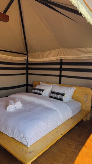 3 bedrooms - Luxury private camp in Oman Bidiyah wahiba sand (Ash Sharqiyah North Governorate)