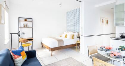 Beautiful 2 beds Apt in Midtown NYC #201