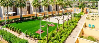 Charming 4-bedroom house with swimming pool, WiFi, AC in Oropesa del Mar 