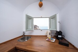 Interior - Summer Lovers Villa our new Getaway proposal with Caldera View (Thira - Santorini)