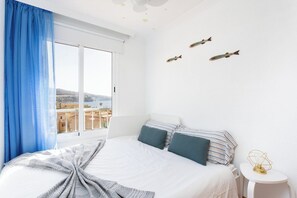 2 chambres, fer et planche à repasser, Wi-Fi, draps fournis
