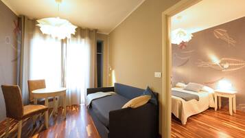 Junior-Suite | 1 Schlafzimmer, Minibar, Schreibtisch, kostenloses WLAN