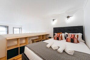 Acesso à internet, roupa de cama