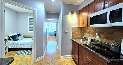 Cozy 2nd floor Apartment in awesome Toronto