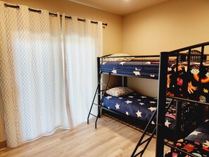 3 bedrooms, WiFi, bed sheets
