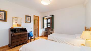 Apartamento família, vista para o jardim | 1 quarto, Wi-Fi de cortesia