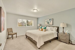 3 bedrooms, desk, travel crib, free WiFi