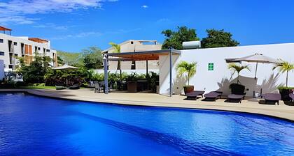 2BR 6th Floor âą Heated Pool âą Rooftop Jacuzzi