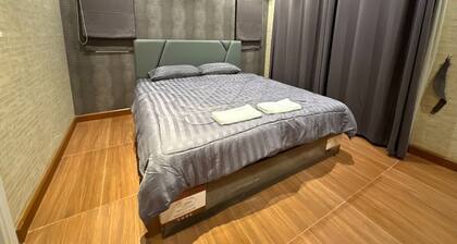 3-bedroom 2.5 bathroom townhome in ChaengWattana Nonthaburi with AC, WiFi