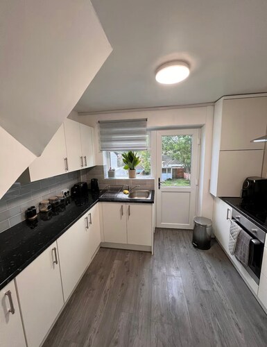 Cosy 3 Bedroom House in Rochester, close to the must see sights in Rochester