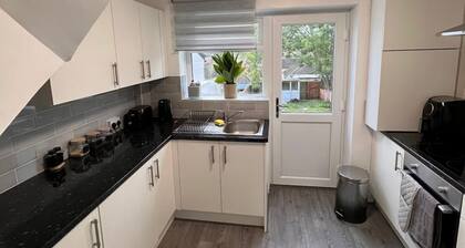 Cosy 3 Bedroom House in Rochester, close to the must see sights in Rochester