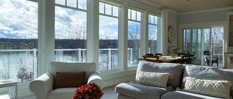 スマートテレビ、DVD プレーヤー