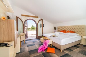 Quadruple Room, Balcony, Sea View