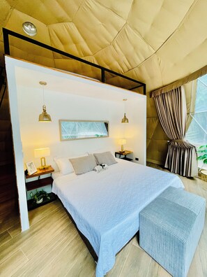 1 slaapkamer, een strijkplank/strijkijzer, gratis wifi