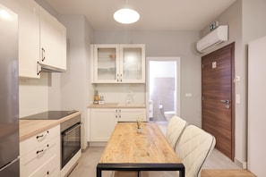 Private kitchen - Elegance Studio Apartments (Zadar)