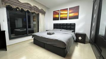 2 bedrooms, soundproofing, iron/ironing board, WiFi